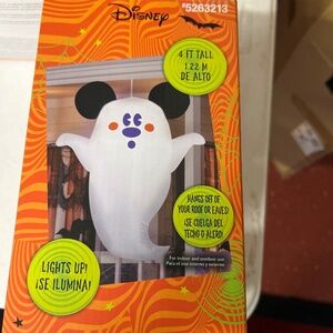 Disney Mickey Mouse inflatable! New inbox never been opened!